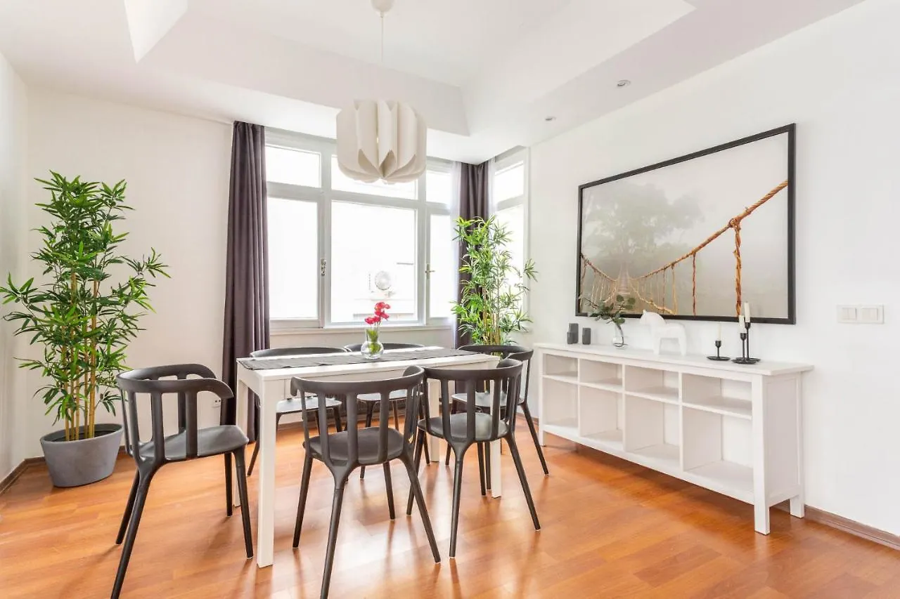Apartament Exquisite Flat Near Bagdat Street In Kadikoy Stambuł Turcja